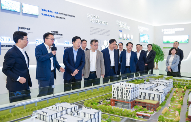 參觀(guān)恒泰第一工園常州生命科技港展廳.jpg